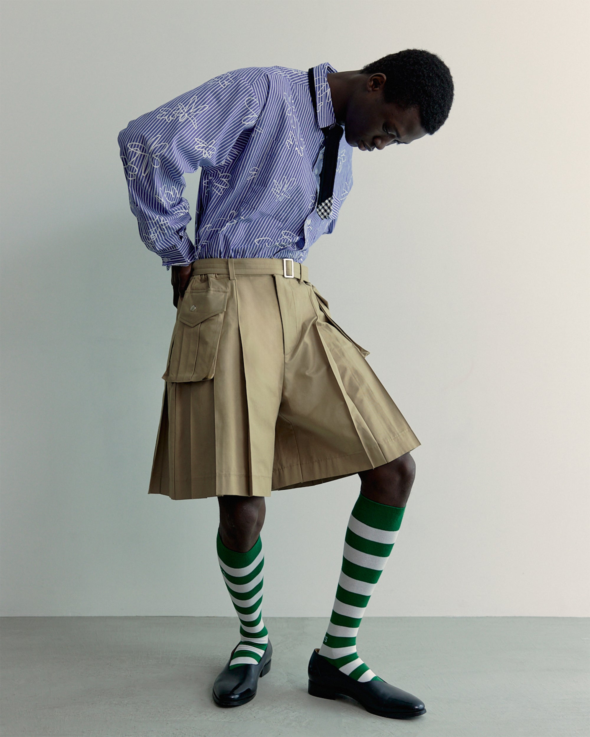 Side pleated half pants – ROMIO