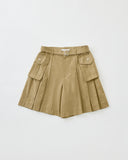 Side pleated half pants
